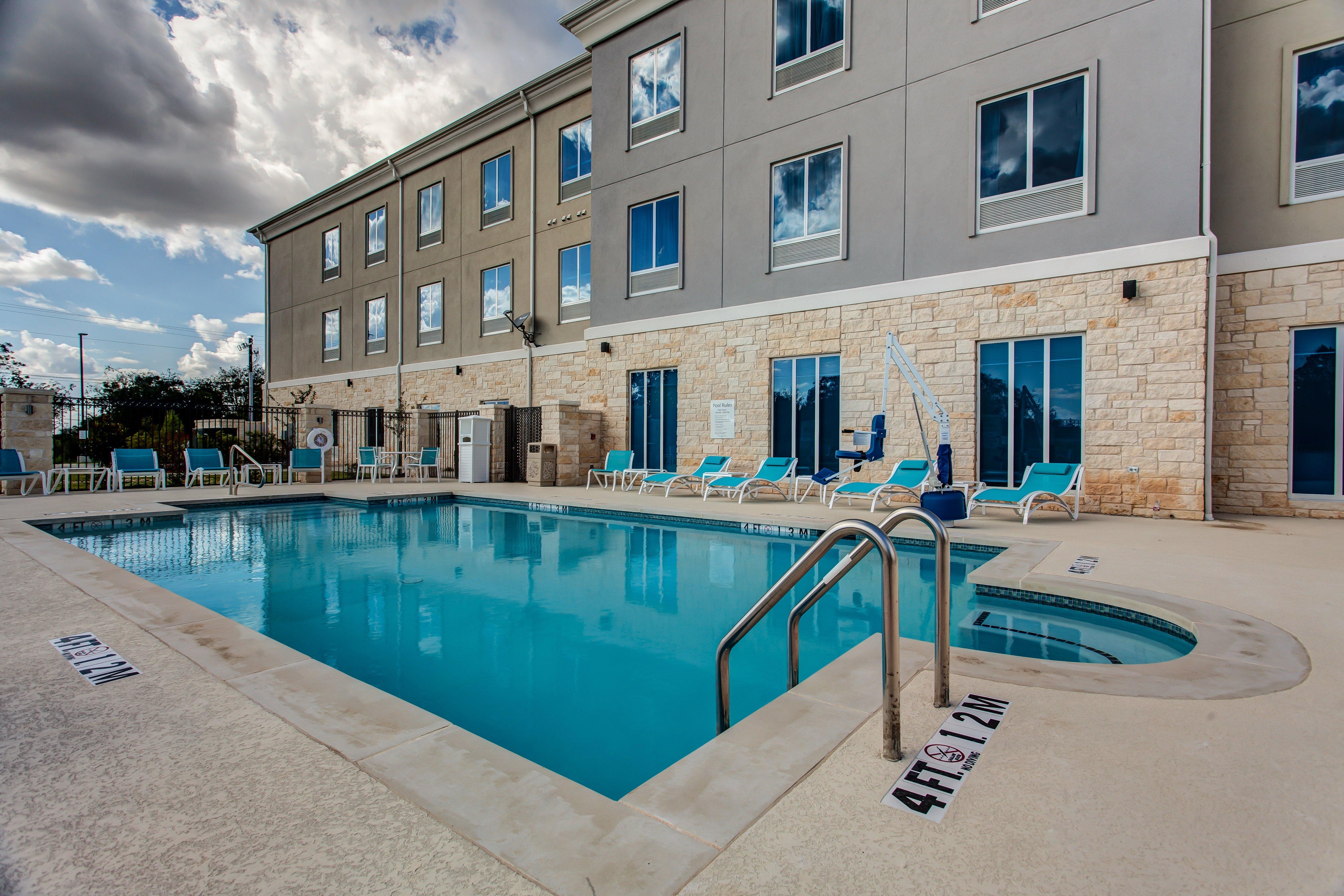 Holiday Inn Express & Suites Gatesville - N. Ft Hood By Ihg Exteriör bild