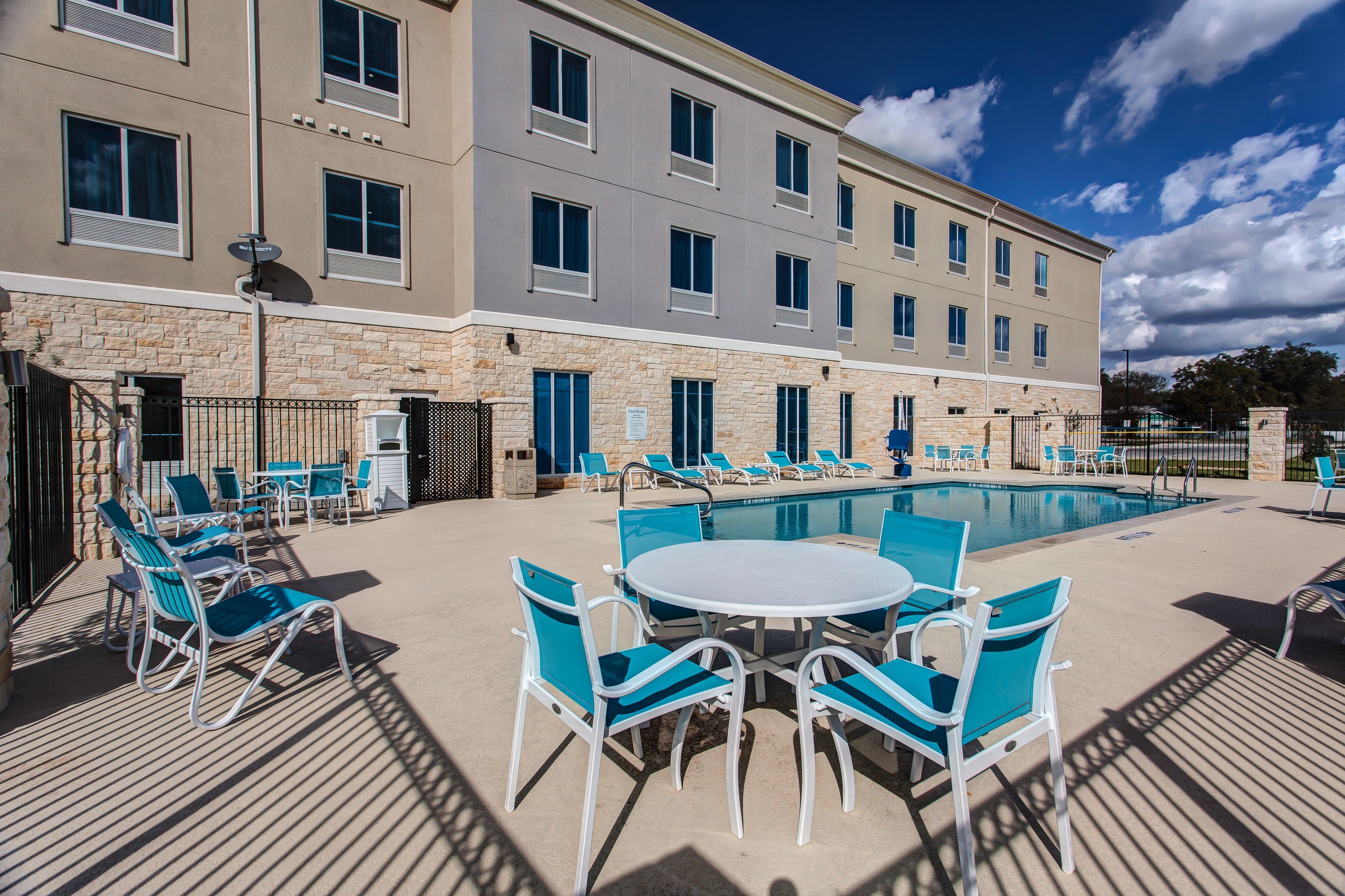 Holiday Inn Express & Suites Gatesville - N. Ft Hood By Ihg Exteriör bild